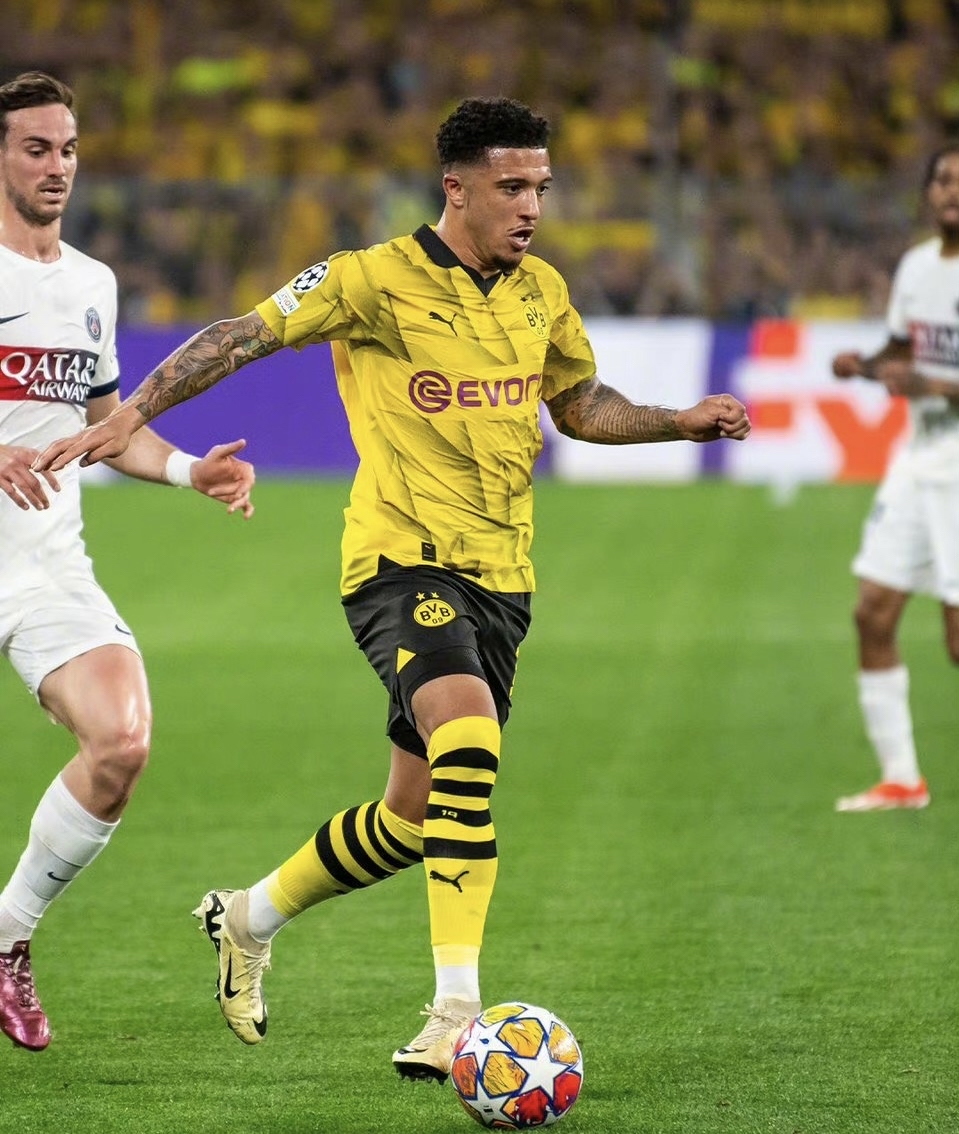 勾起球迷热泪,多特蒙德重返巅峰的简单介绍 勾起球迷热泪,多特蒙德重返巅峰的简单介绍