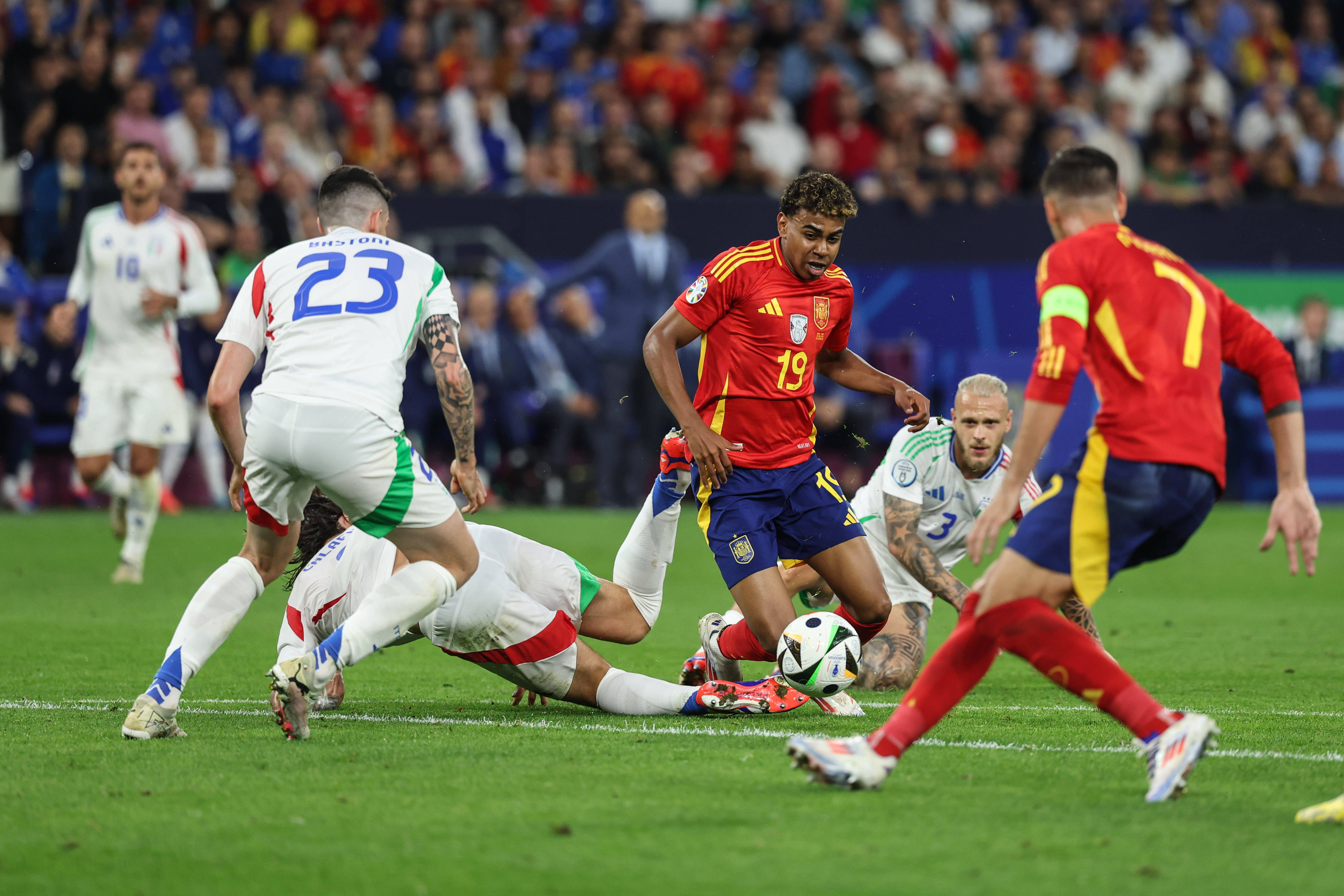 意大利球队出征欧冠,顶级对决引人关注的简单介绍 意大利球队出征欧冠,顶级对决引人关注的简单介绍