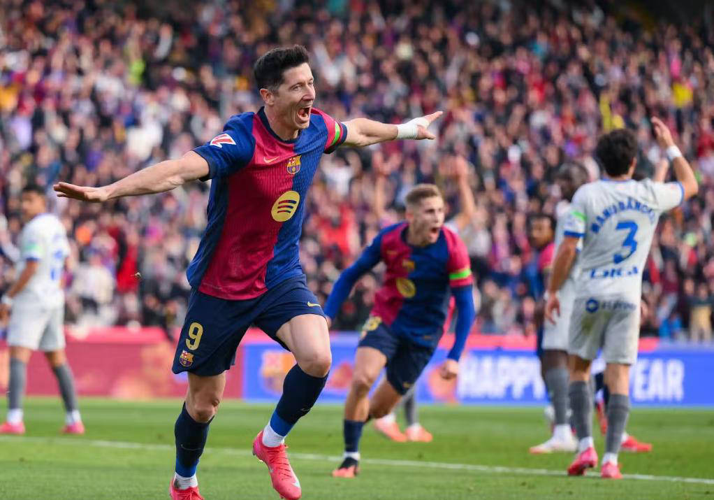 莱万多夫斯基取得冠军联赛进球记录的简单介绍 莱万多夫斯基取得冠军联赛进球记录的简单介绍